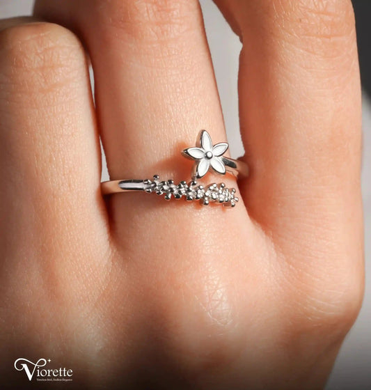 White Blossom Harmony Silver Ring