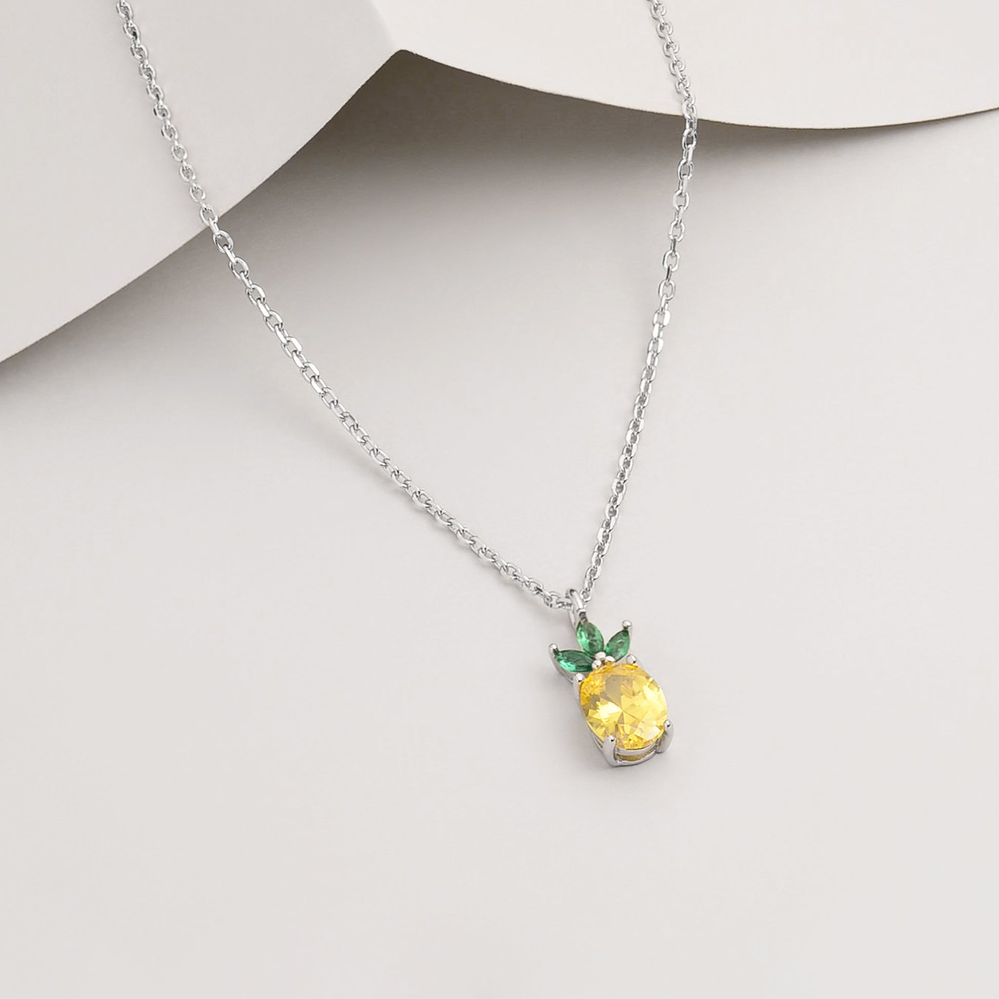 Viorette Soleil necklace in 925 sterling silver with a pineapple pendant