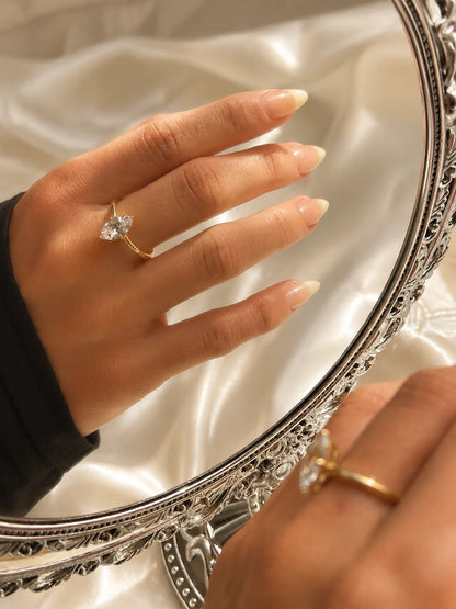 Viorette Lumiere ring in gold-plated 925 sterling silver with a marquise-cut stone