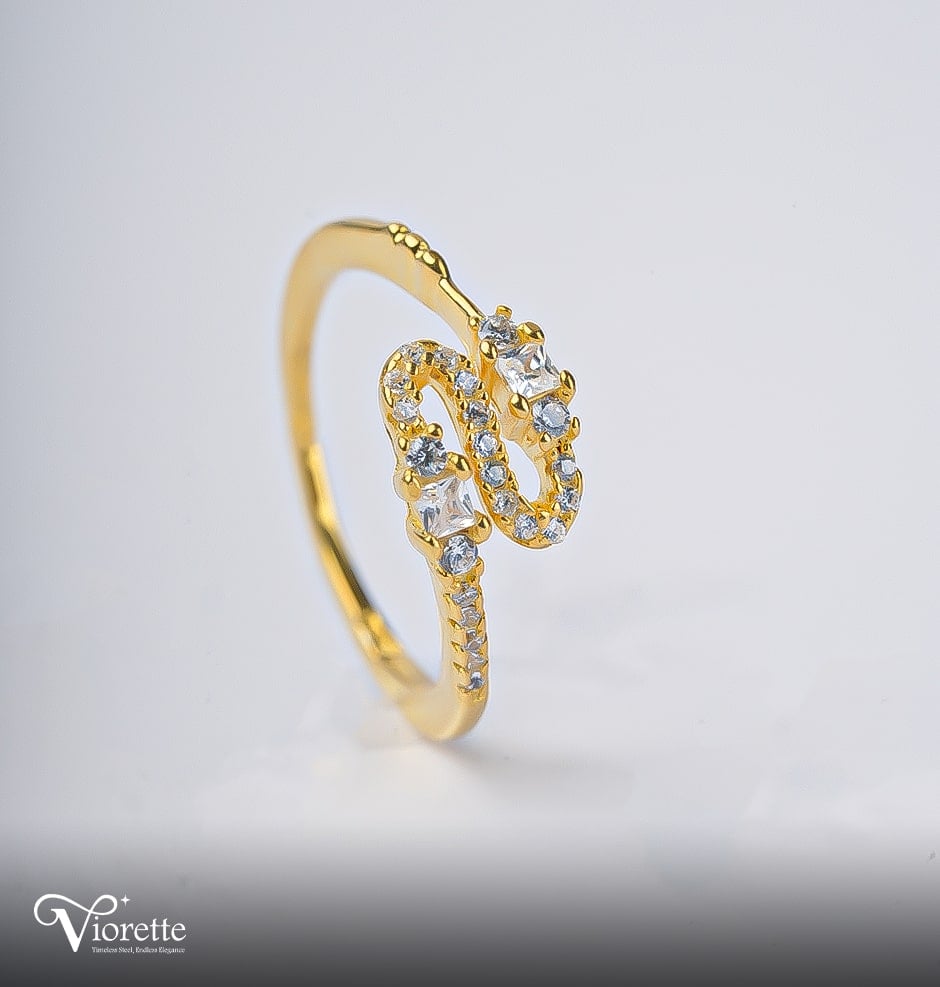 Viorette Gold Serpent Curve ring in gold-plated 925 sterling silver with a curved serpent design