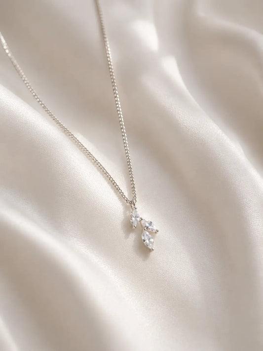 Dainty Leaf Silver Necklace