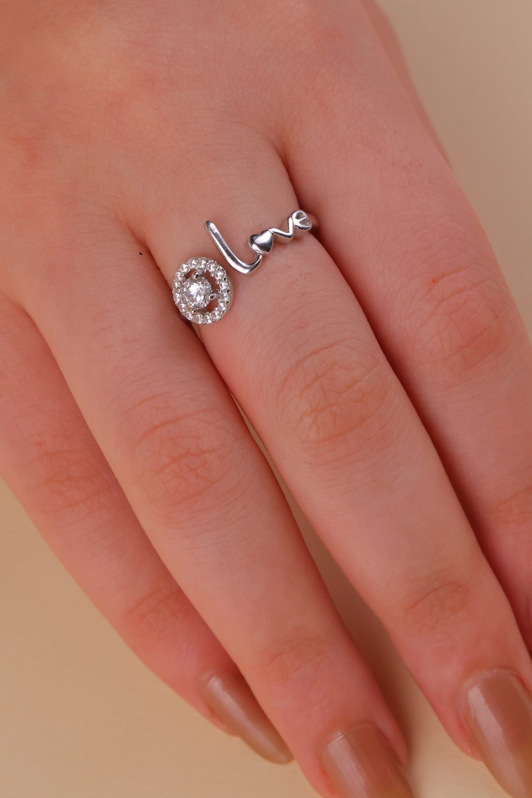 Viorette Love Halo ring in 925 sterling silver with a halo-set heart stone