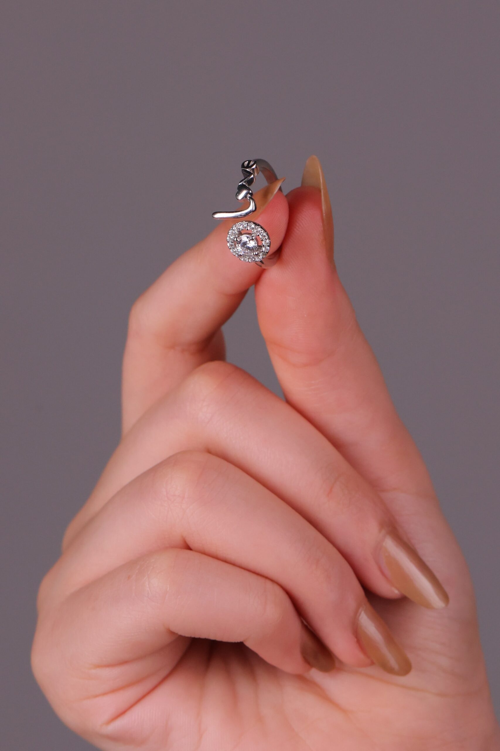 Viorette Love Halo ring in 925 sterling silver with a halo-set heart stone