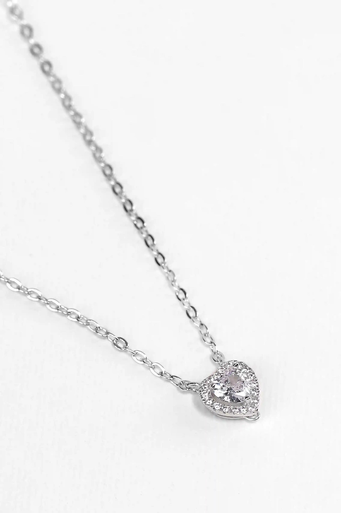 Viorette 925 sterling silver necklace with a clear crystal heart pendant