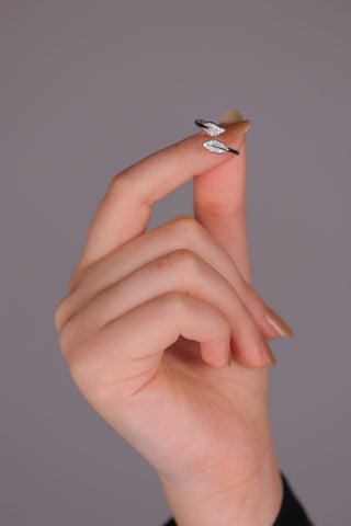 Sparkling Leaf Wrap Ring