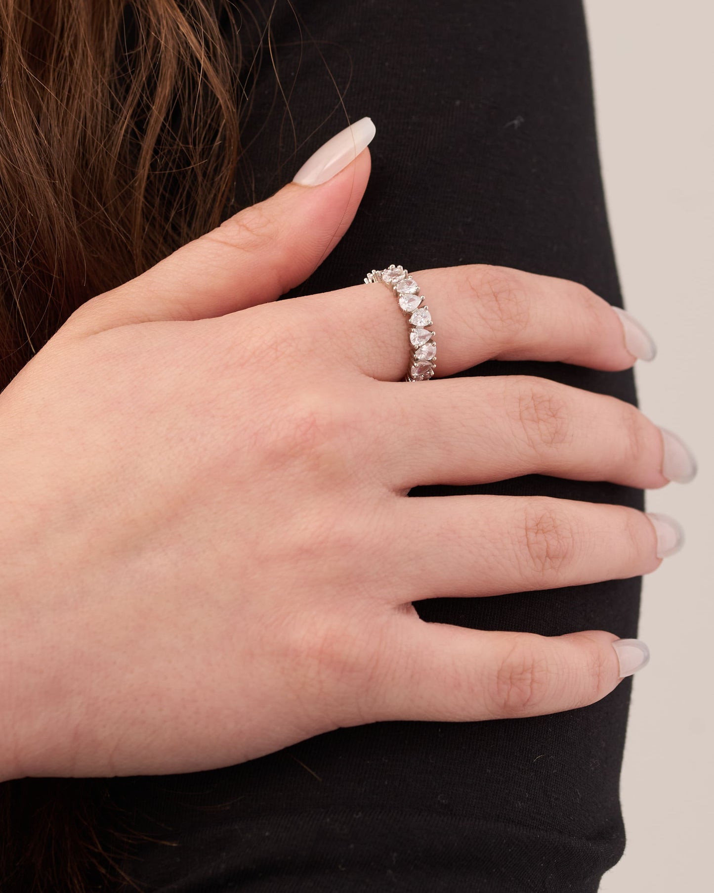 Viorette eternity ring in 925 sterling silver with teardrop-cut stones