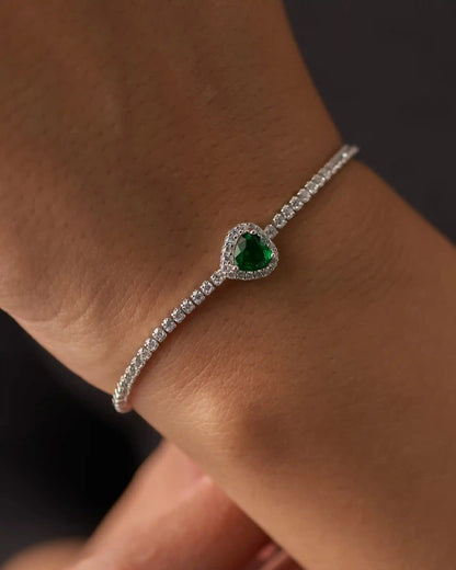 Viorette heart tennis bracelet in 925 sterling silver with green emerald-colored heart stones