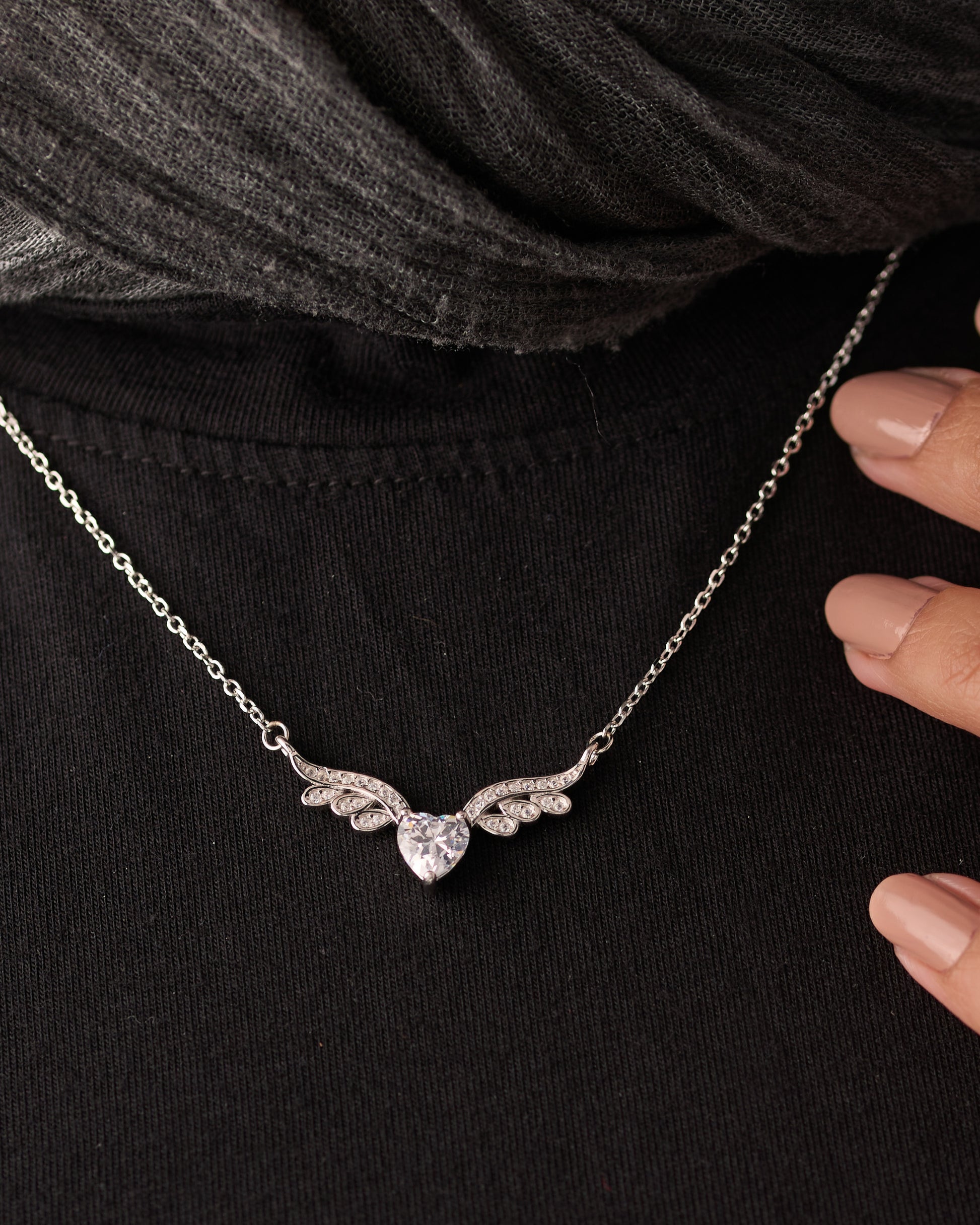Viorette winged-heart necklace in 925 sterling silver with white zircon stones