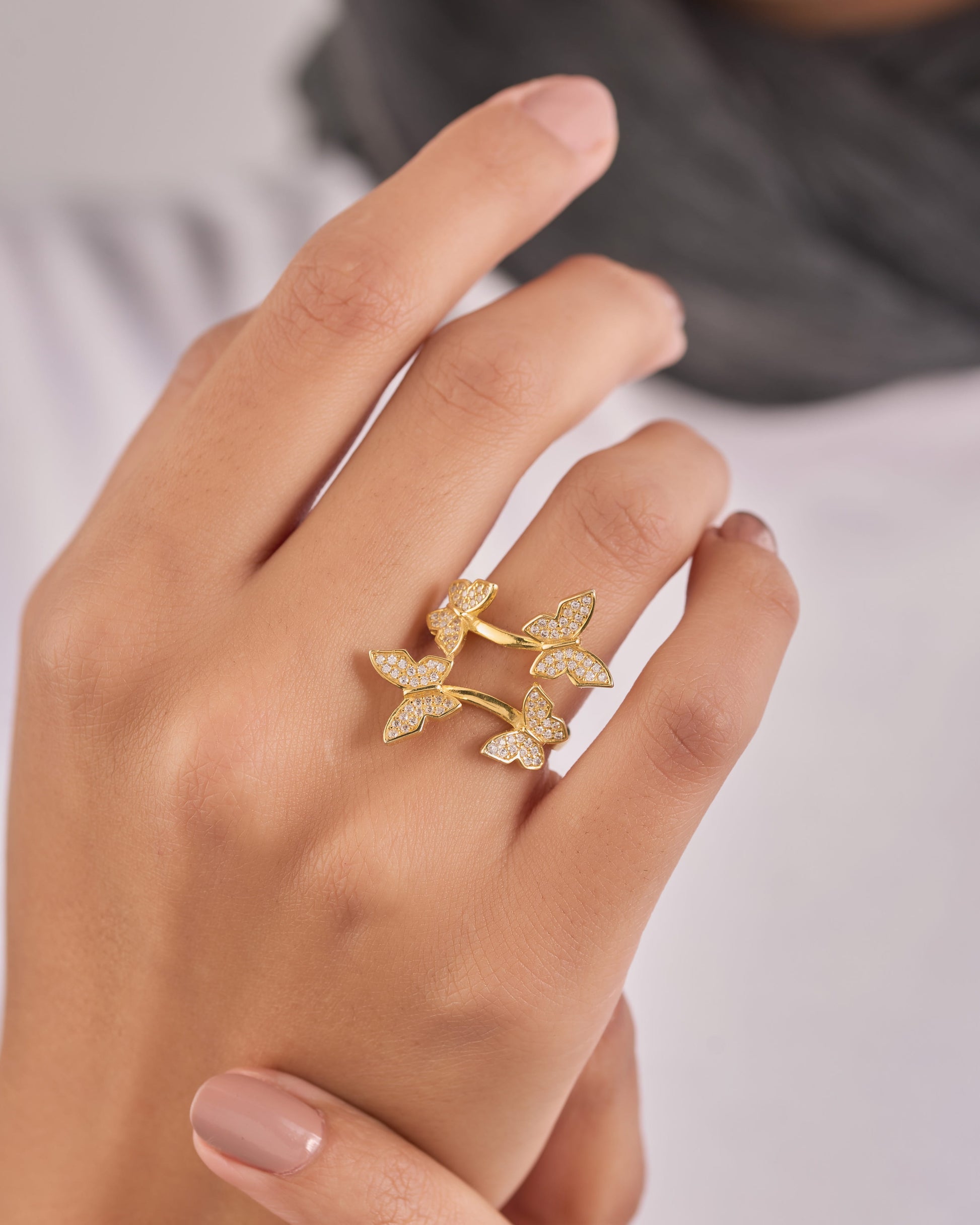Viorette butterfly ring in gold-plated 925 sterling silver with a butterfly design
