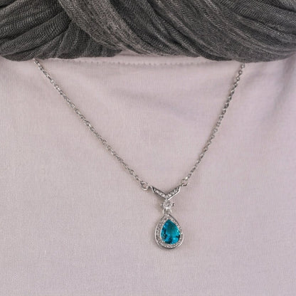 Viorette Goutte teardrop necklace in 925 sterling silver with a sky-blue stone