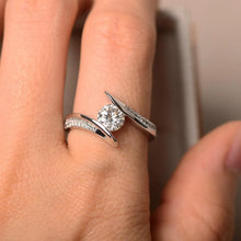 Viorette Luna ring in 925 sterling silver with a white stone
