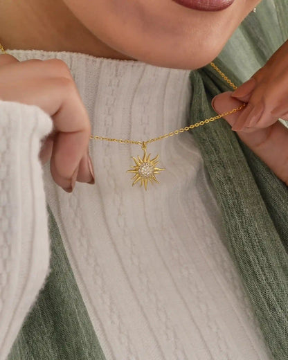 Viorette Sunflower necklace in gold-plated 925 sterling silver with a sunflower pendant